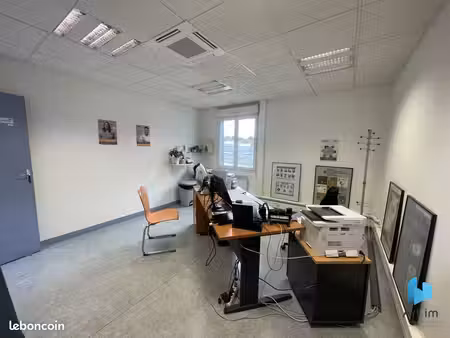 bureaux 335 m² la chapelle-saint-aubin