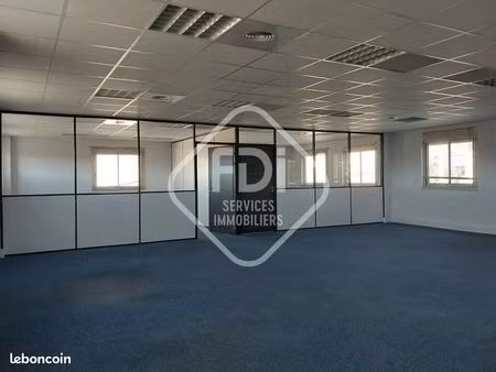 bureaux 125 m²