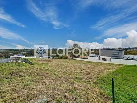 vente terrain à bressuire (79300) : à vendre / 823m² bressuire
