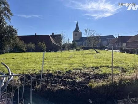 terrain 673 m² zutkerque