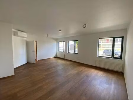 bien professionnel à louer à sint-kruis € 675 (ky5p9) - dewaele business - brugge | zimmo