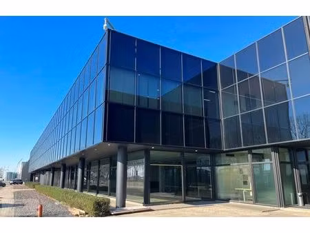 espace de bureau moderne à louer à melsele