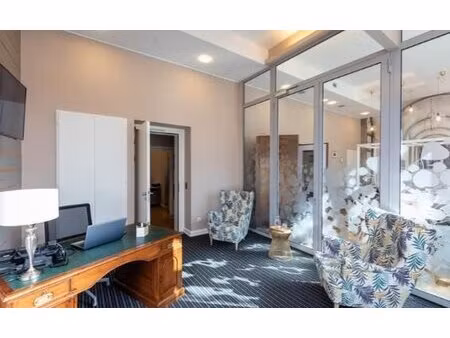 to rent for office 46 m² – 14 104 € |luxembourg-gare