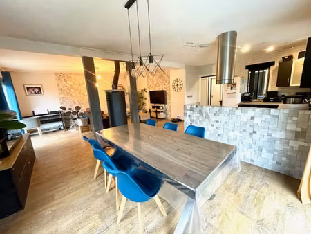 maison 4 chambres + bureau sur sous-sol  terrain 1000 m²