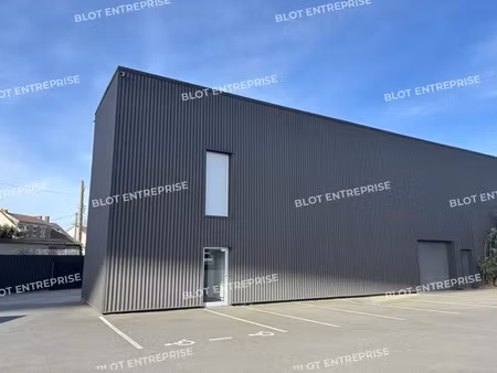 a louer - local d’activités -230 m² - nantes ouest