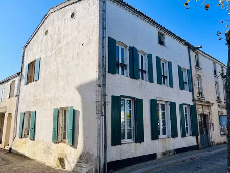 vente appartement 13 pièces 210 m² la flotte (17630)