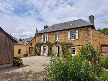 vente maison 12 pièces 280 m² à la baussaine (35190)  565 920 €