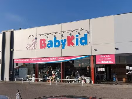 surface commerciale 1060m2