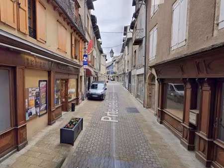 location locaux professionnels 20 m² à marvejols (48100)  350 €