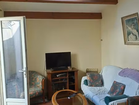 location appartement 3 pièces 52 m² à salon-de-provence (13300)