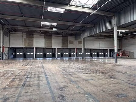 location entrepôt / local d'activités st witz 33 632 m²