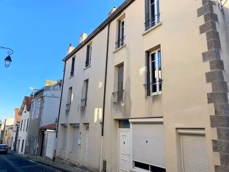 location appartement 3 pièces 66 m² à beaumont (63110)