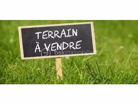 terrain de 1 310 m² à maison-rouge