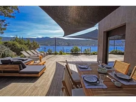 villa de luxe de 4 pièces en location pietrosella  corse