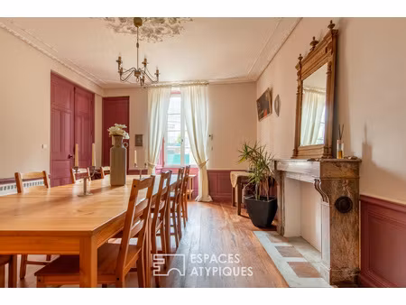 demeure de caractère au bord de la sèvre