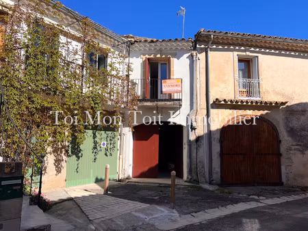 maison de village + terrasse & caves