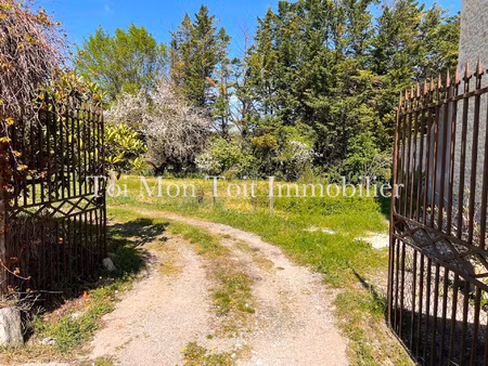 remise de 156m2 env. + terrain constructible à quissac