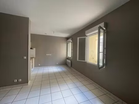 vente bureau 97 m² bordeaux (33000)