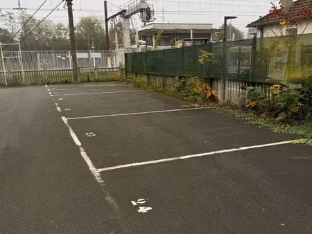 location parking gare veneux moret