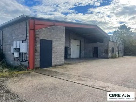 location local d'activités ludres 834 m²