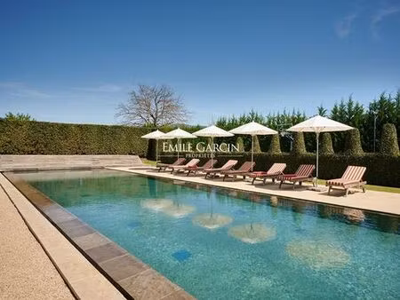 villa de luxe de 10 pièces en location lourmarin  provence-alpes-côte d'azur