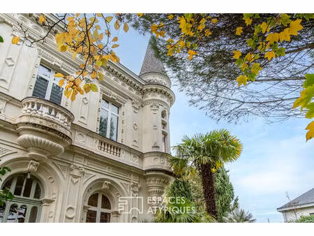 angers ? place de la madeleine | hôtel particulier d'exception ? jardin ? piscine ? triple