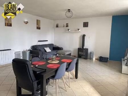 vente maison à motreff (29270) : à vendre / 109m² motreff