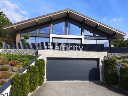 maison 7 pièces - 207 m²