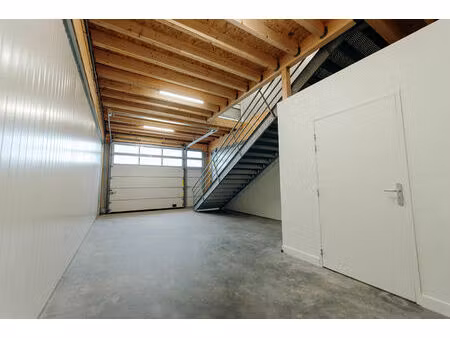 1er mois offert - local d'activité 96 m2 dans site sécurisé