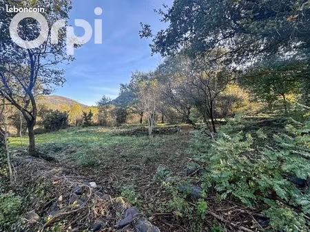 terrain 3 028 m² saint etienne de boulogne