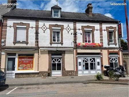 maison d’habitation spacieuse et ou restaurant-bar et ou un immeuble locatif / vente direc