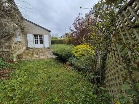 maison 13 pièces 230 m²