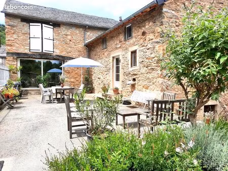 propriété 7 pièces 158 m²