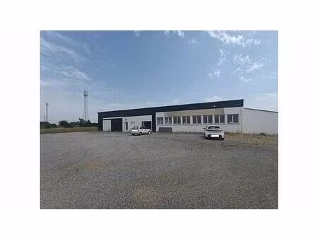 vente local d'activités biard 581 m²