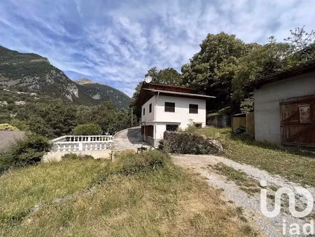 vente maison 4 pièces 77 m² à saint-martin-vésubie (06450)  185 000 €