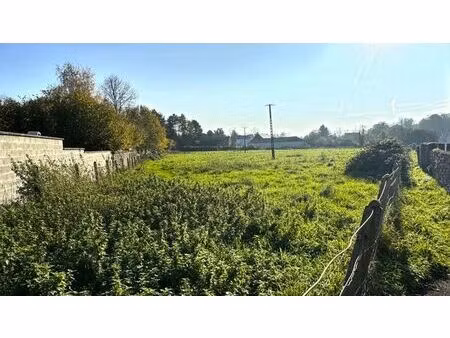 terrain en zone d'habtiat et zacc