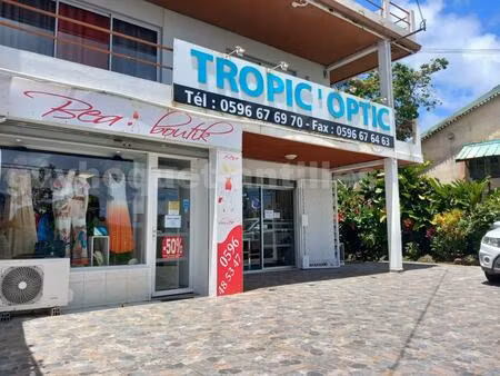 a vendre immeuble r+1 sur 922 m² de terrain