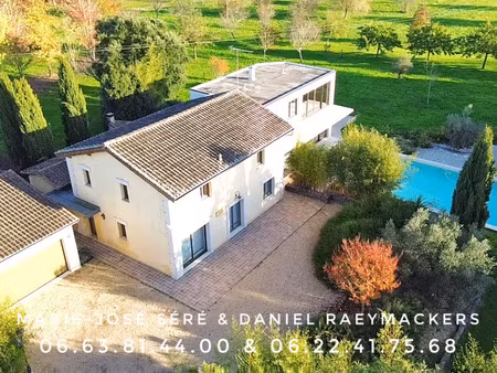 maison/villa de qualité à saint-martial-d'artenset