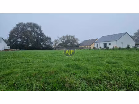 terrain constructible 667 m²