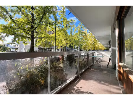 location bureau 38 m² à annecy (74000)