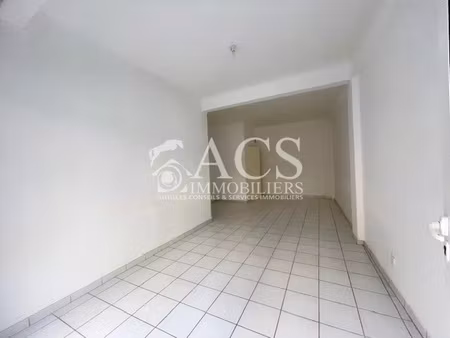 local commercial - 28 m2 - centre-ville - 97200 fort-de-fran