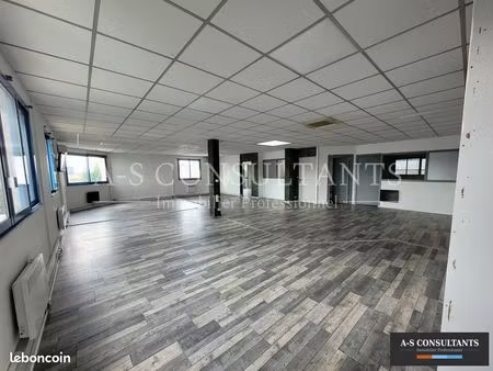 bureaux 290 m² chassieu