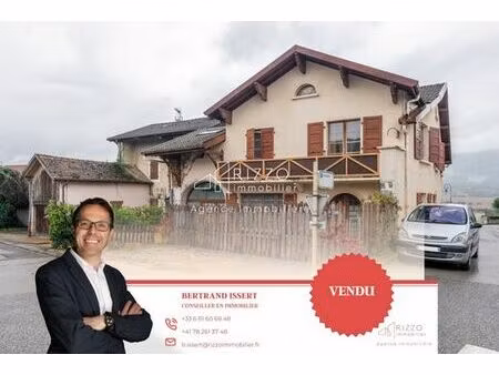 maison de luxe 7 chambres en vente à challex  auvergne-rhône-alpes