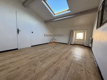 location appartement 2 pièces 60 m² à saint-affrique (12400)  395 €
