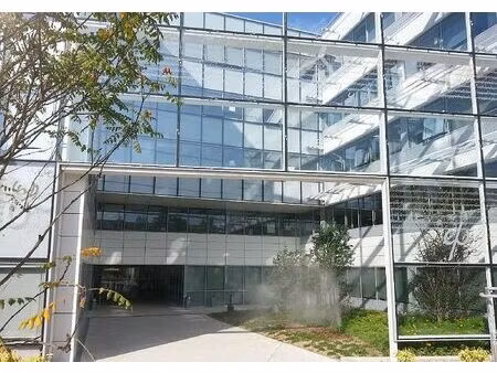 location bureau clamart 29 846 m²