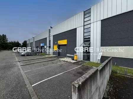 location local d'activités mundolsheim 824 m²
