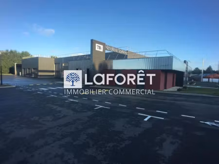 local d'activité 1162 m2 à louer