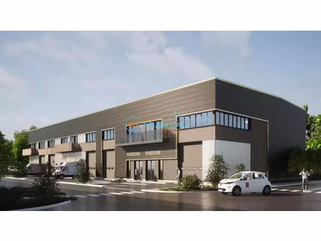 location local industriel 610 m² à chalifert (77144)