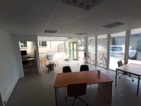 location bureau 75 m² à saint-junien (87200)