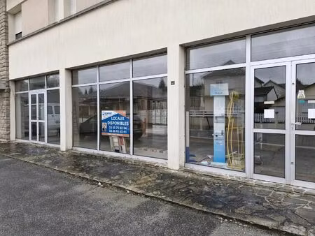 location commerce 300 m² à guéret (23000)
